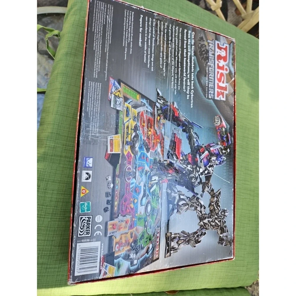 Risk Transformers Cybertron War Battle Edition Board Game COMPLETE - Picture 10 of 11